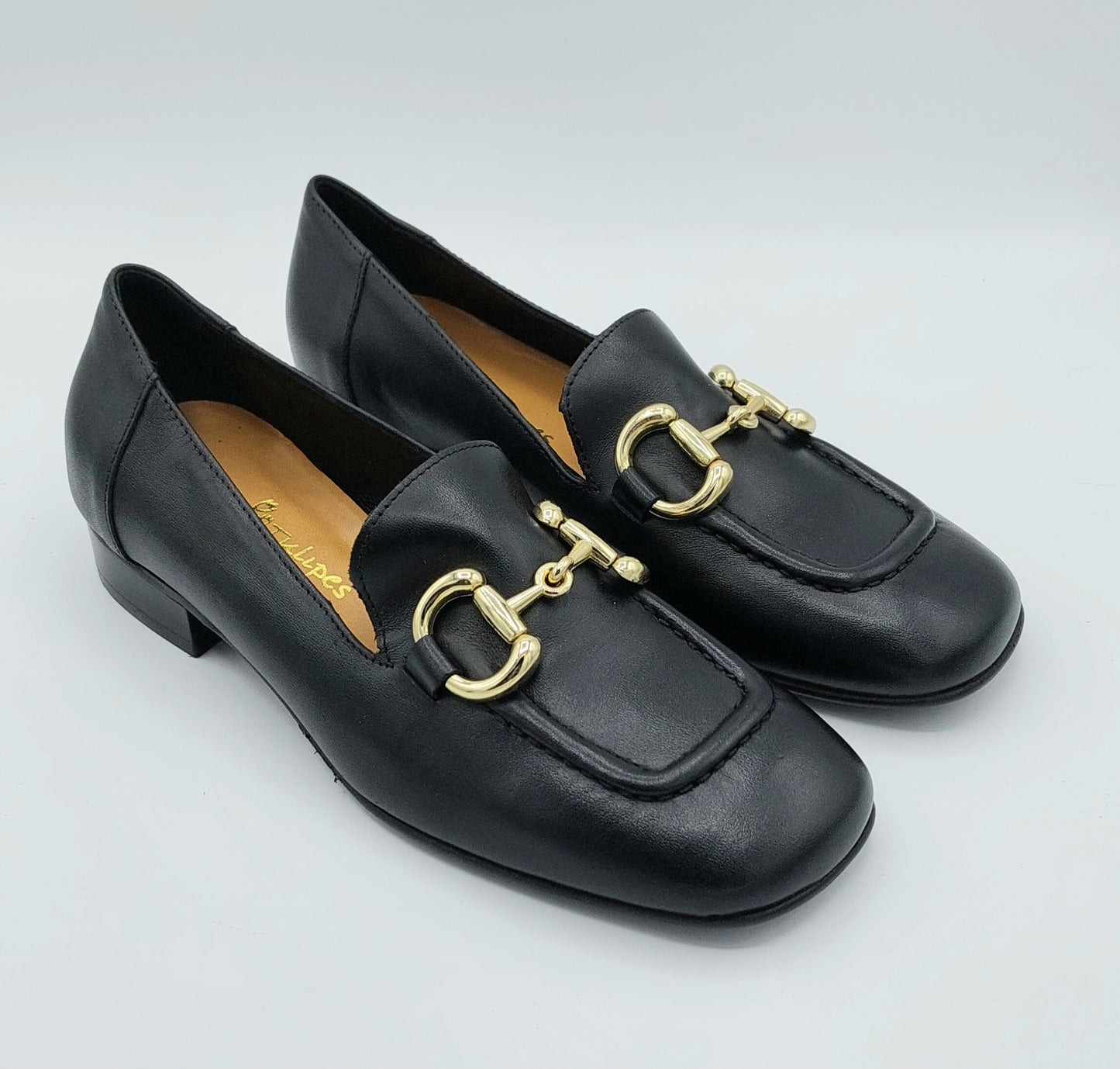 Les tulipes mocassino pelle nera con fibbia oro
