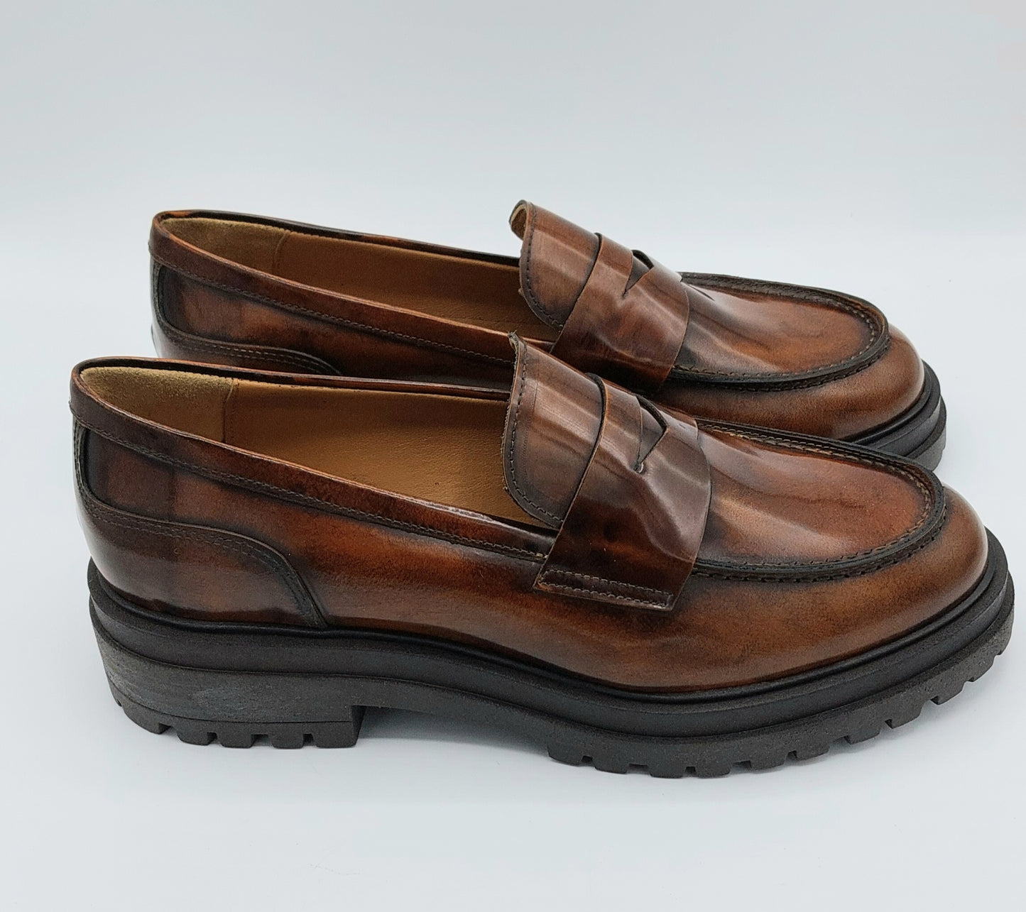 Noyau de mocassin en cuir brossé