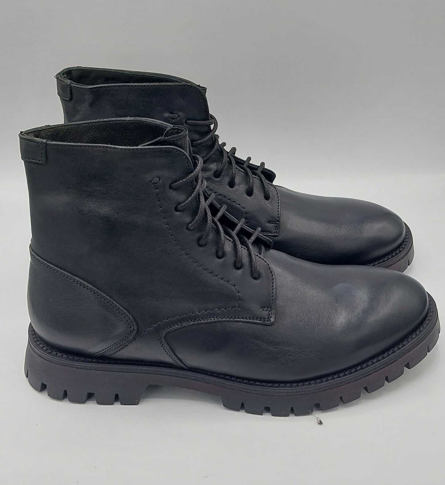 Lord Douglas anfibio nero