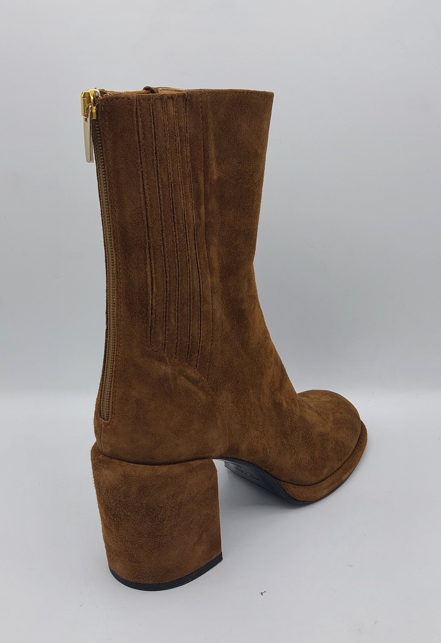 Chantal stivaletto camoscio tabacco