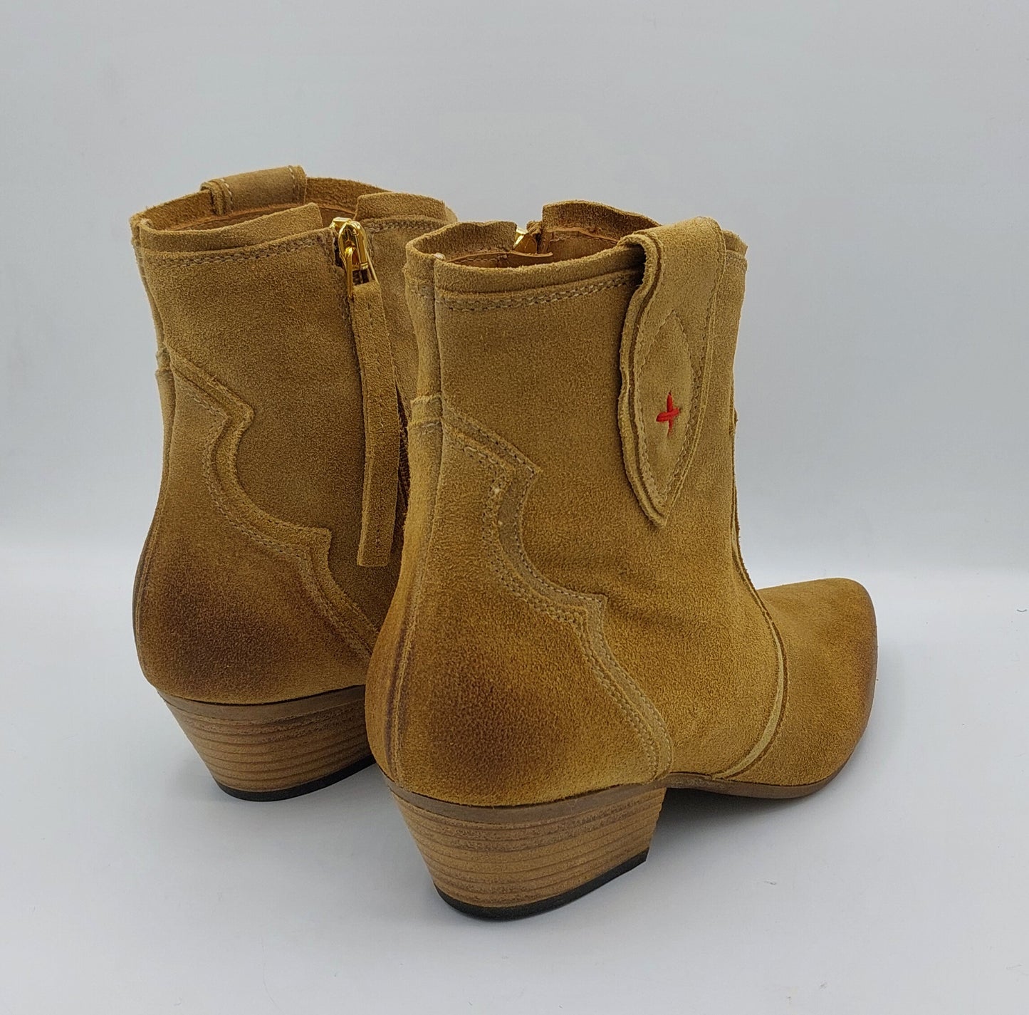 Gio+stivaletto texano camoscio tabacco