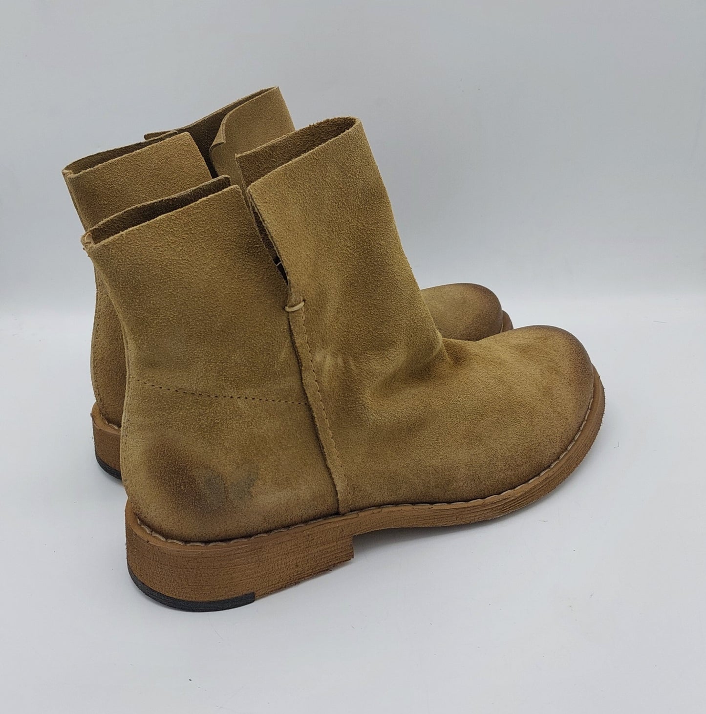 Felmini stivaletto camoscio taupe taglio vivo