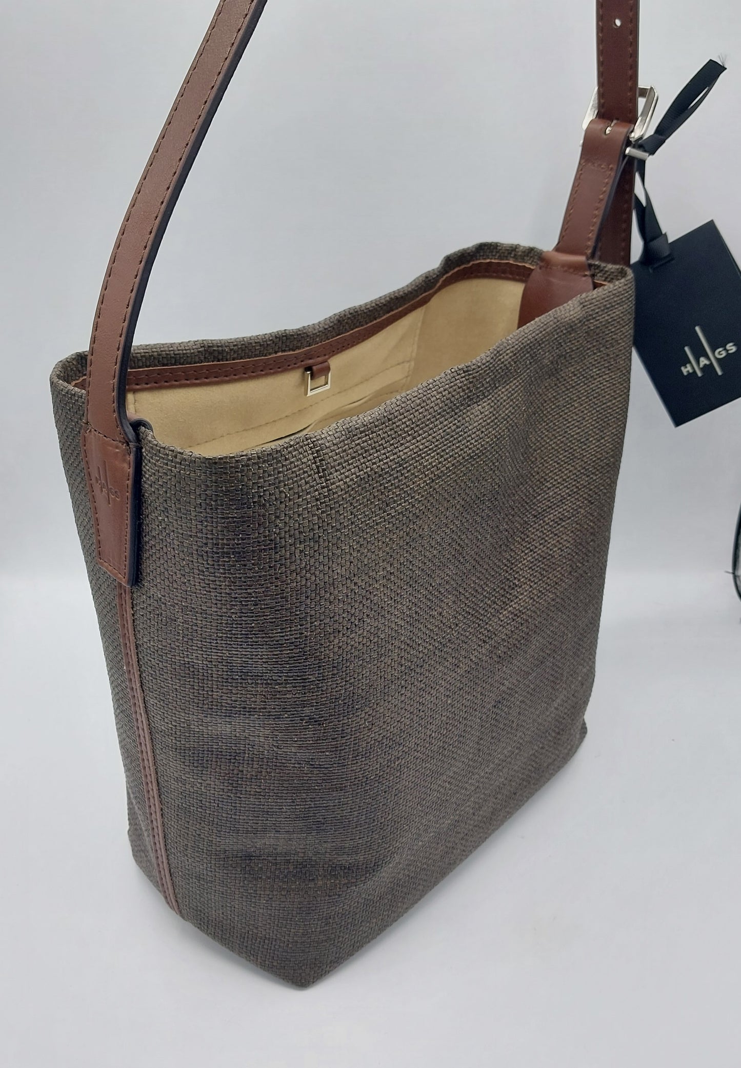Hags borsa secchiello in tela raffia color ebano