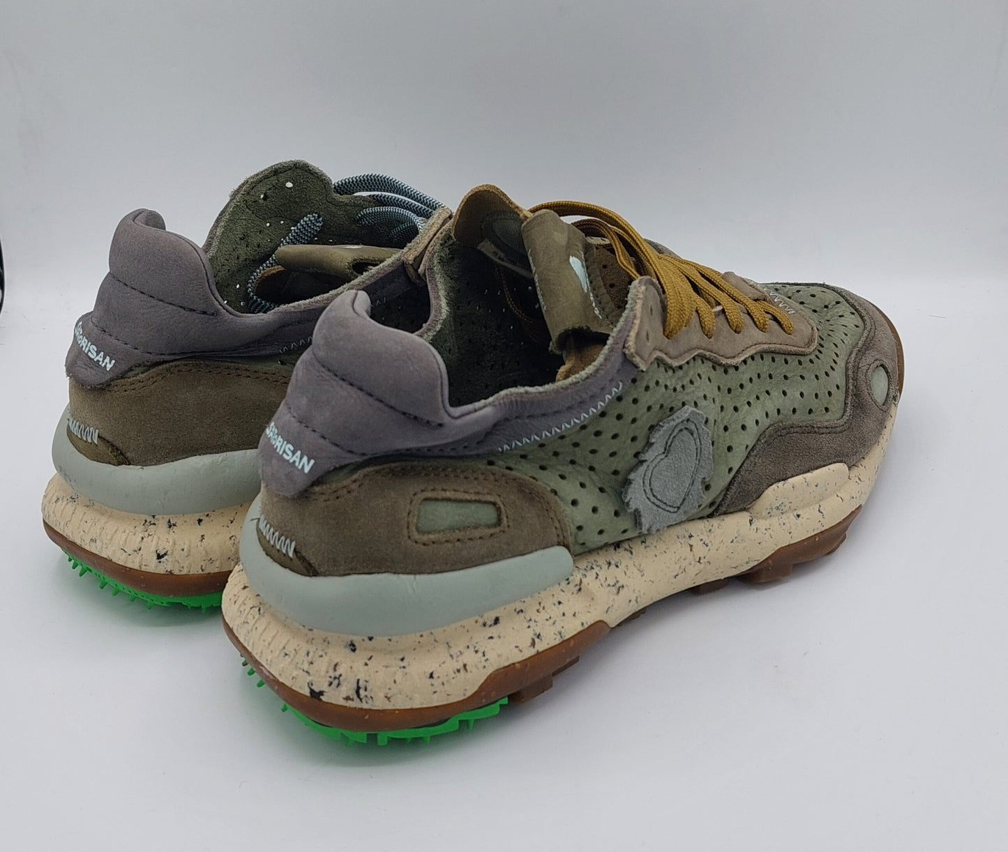 Satorisan sneakers uomo in pelle verde forata