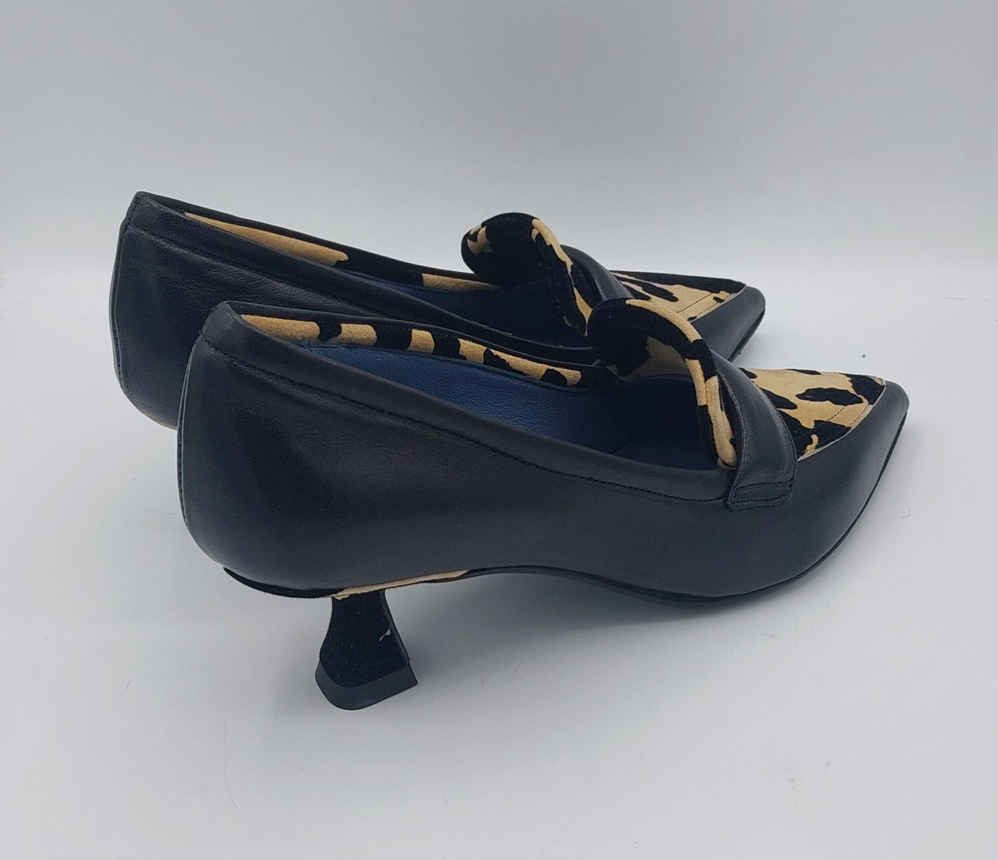 Silvia rossini scarpa pelle nera con dettagli fantasia