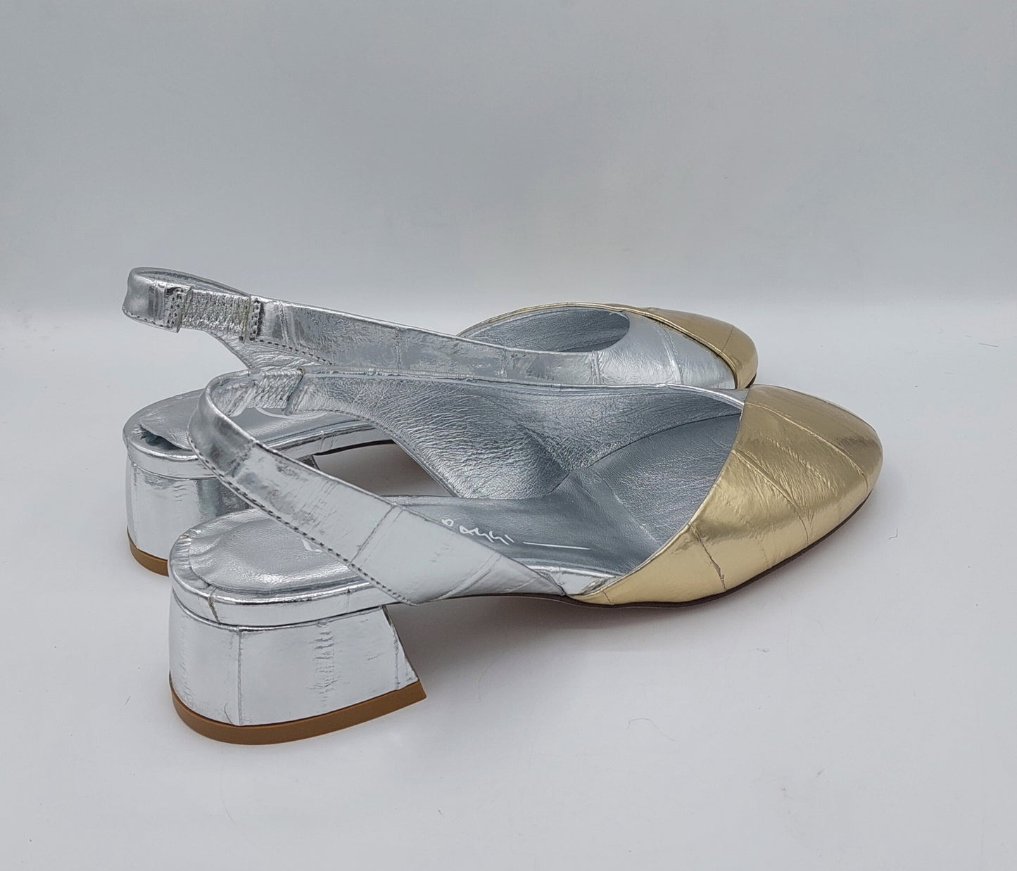 Lorena paggi chanel oro e argento tacco medio