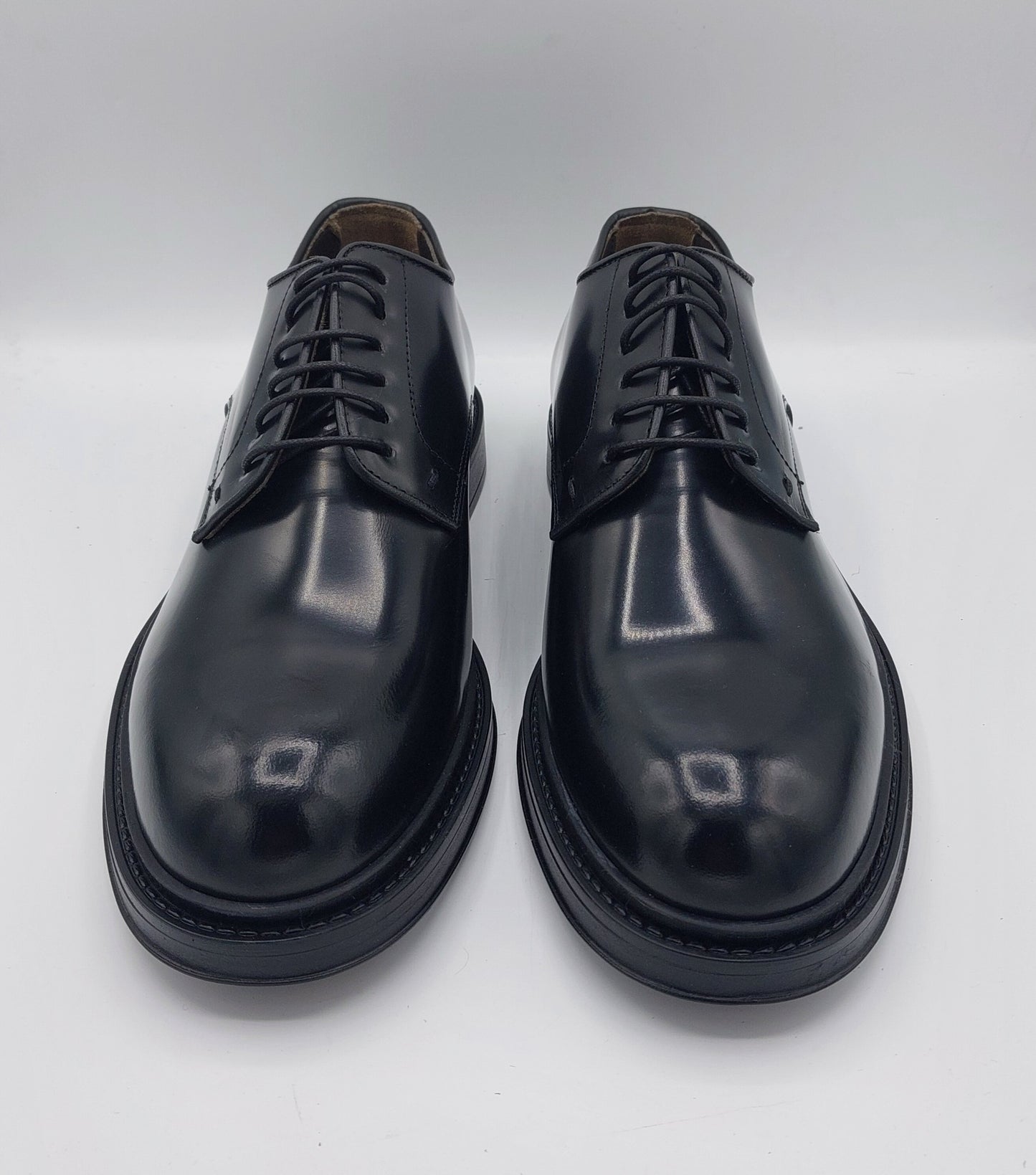 Lord Douglas scarpa allacciata in pelle nera spazzolata