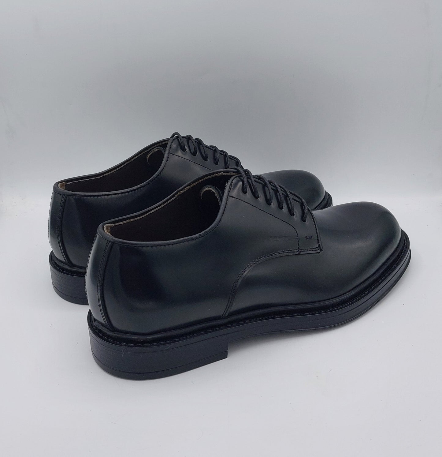 Lord Douglas scarpa allacciata in pelle nera spazzolata