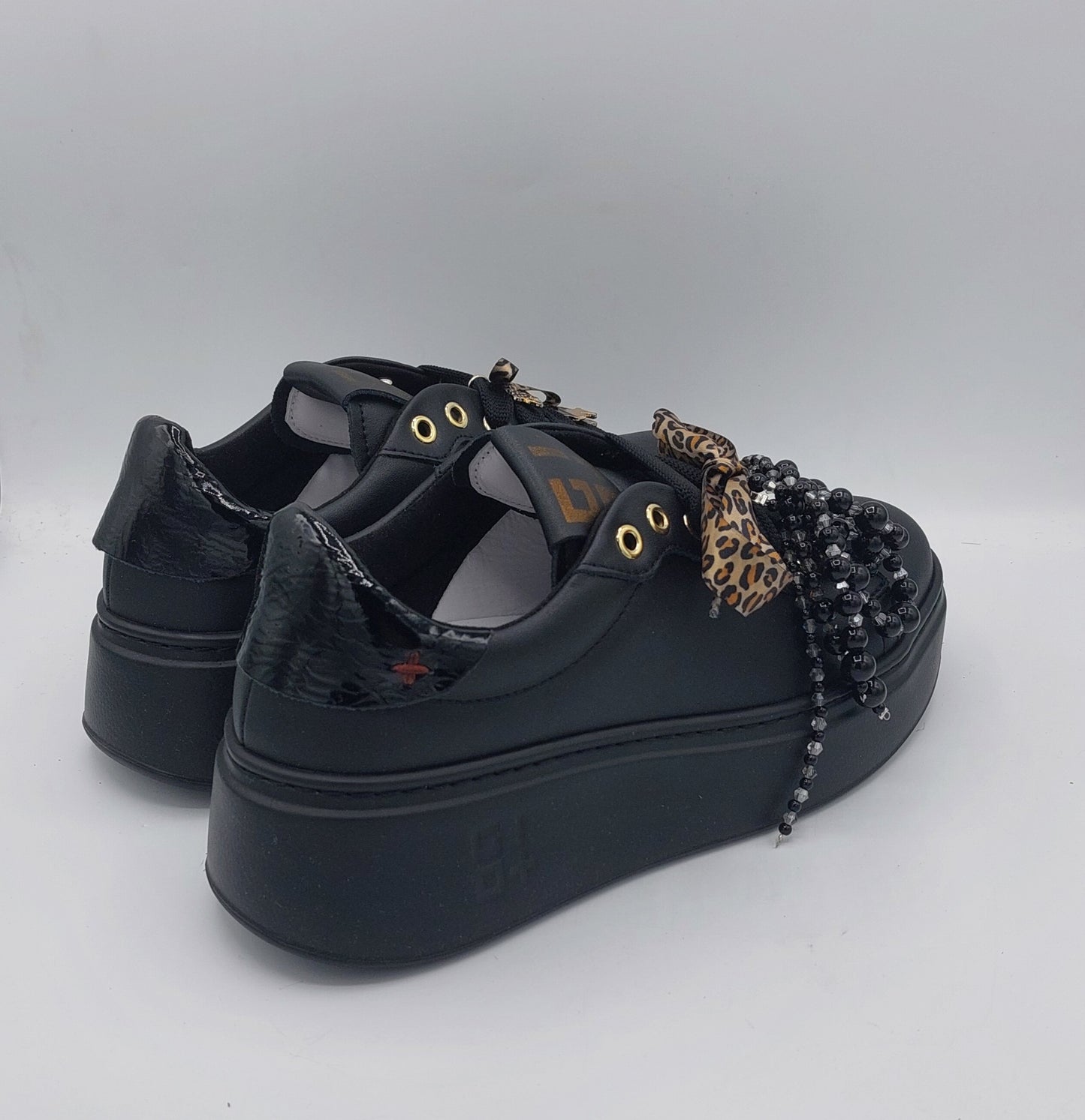 Gio+ sneakers in pelle nera