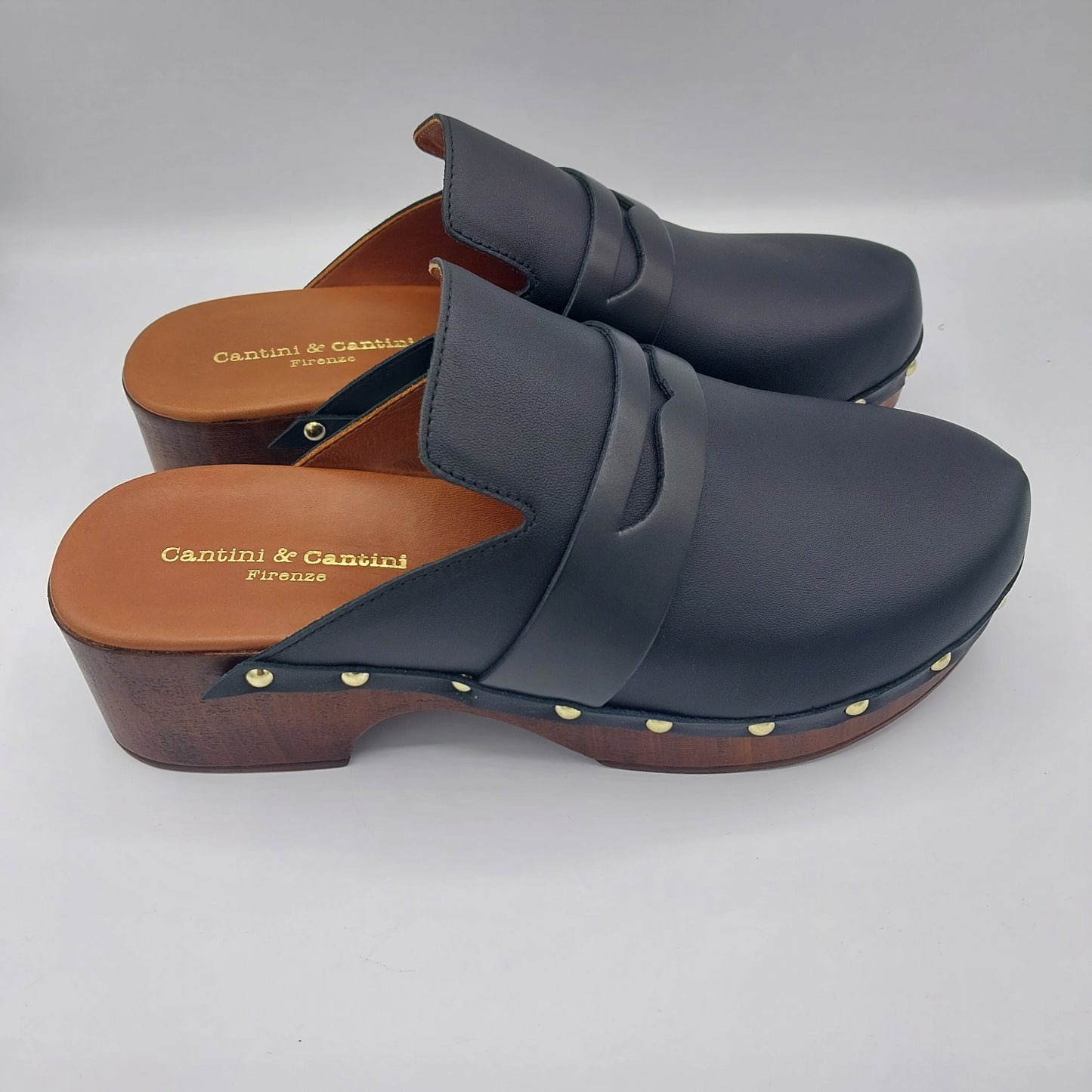 Cantini &Cantini clog in black leather