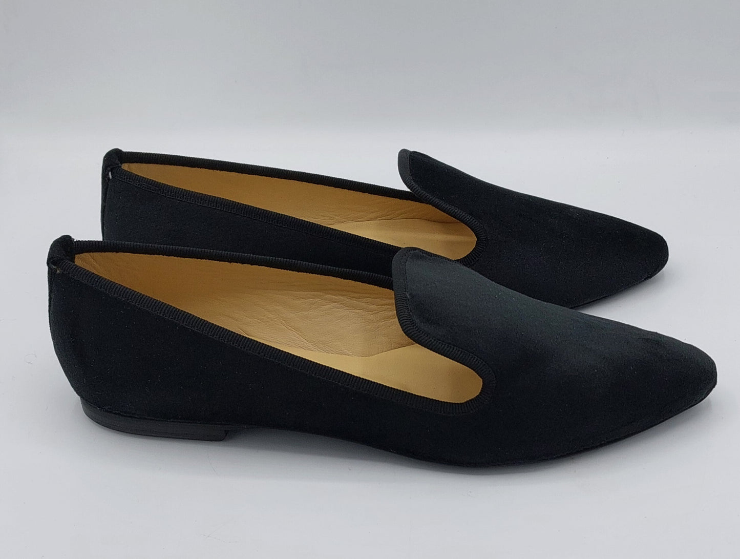 Pantofolina in velluto nera