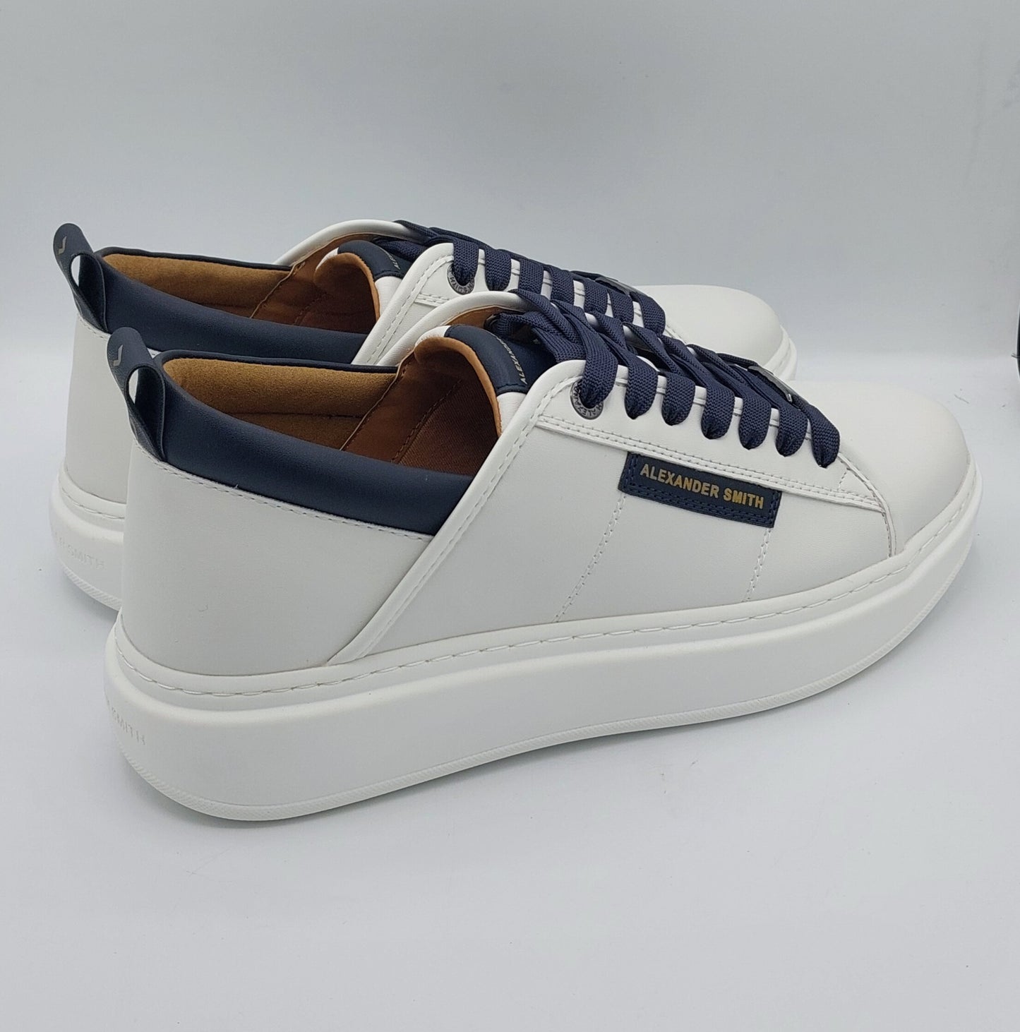 Alexander Smith snekers uomo bianca con lacci blu