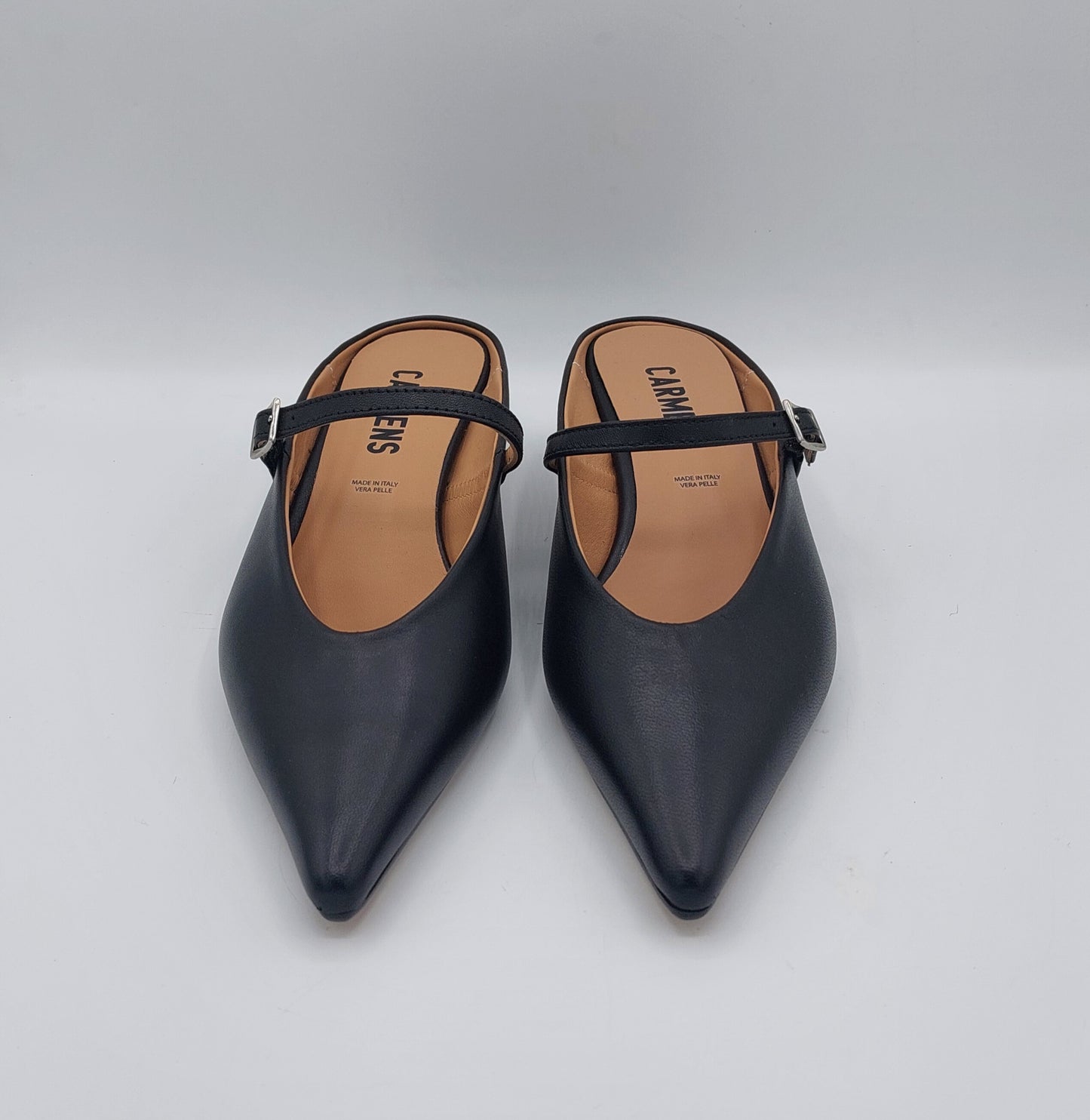 Carmens sabot in pelle nera