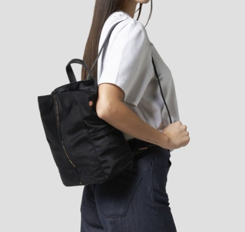 Alexander smith borsa zaino nylon nero