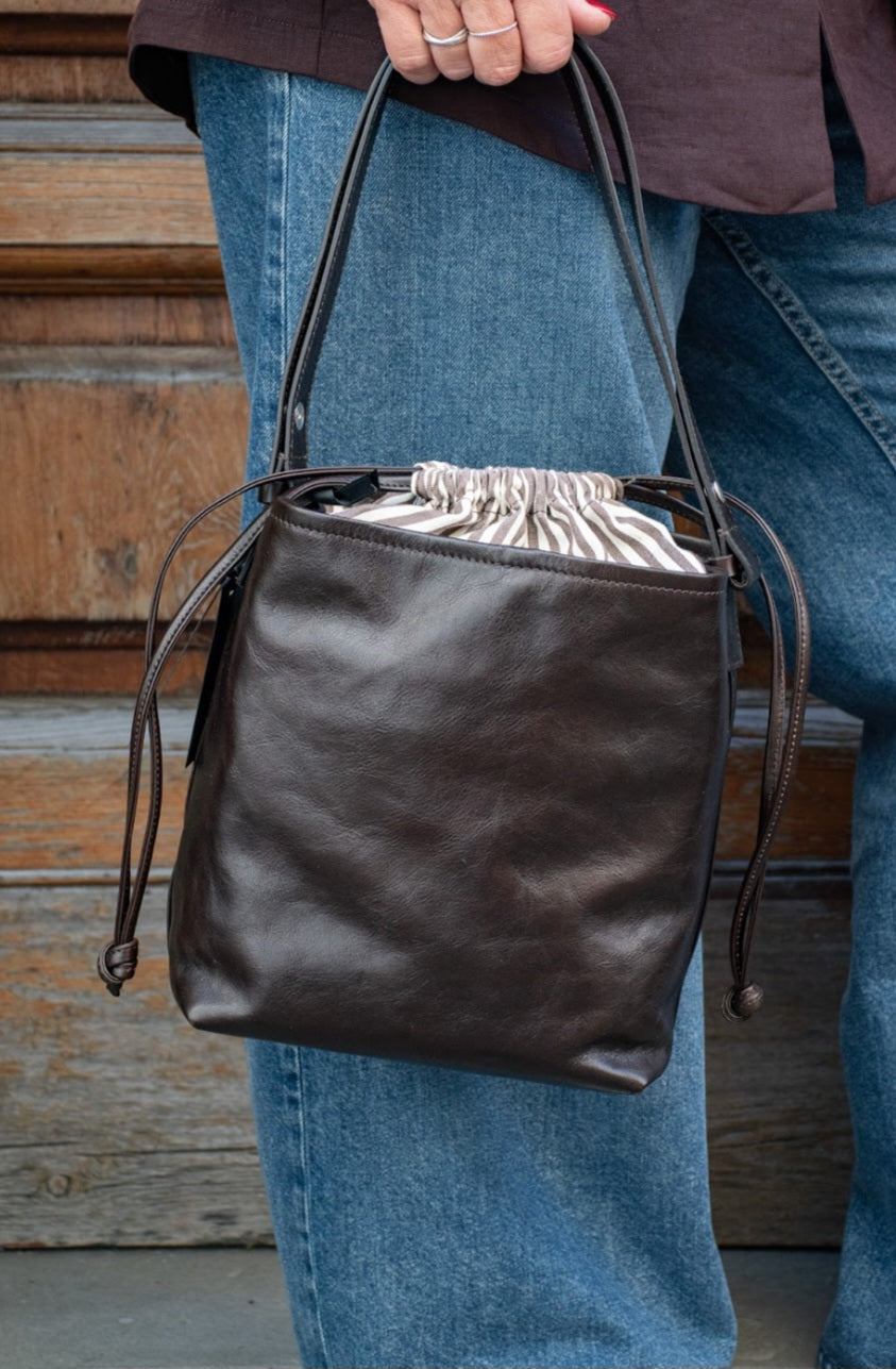 Hags borsa secchiello in pelle T.moro