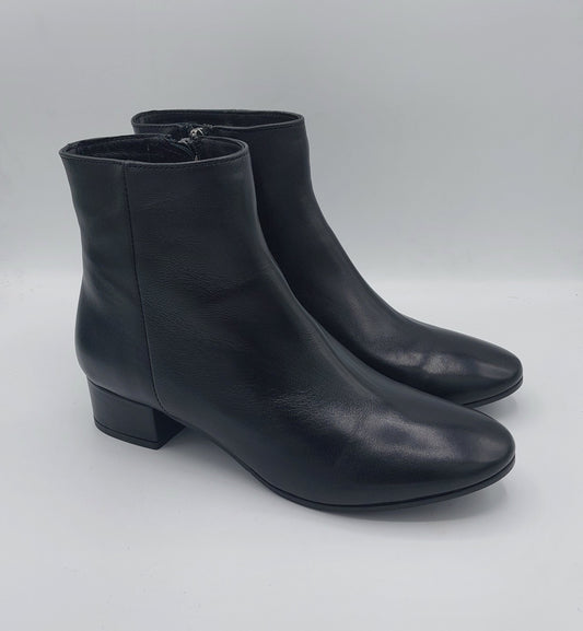 Anima stivaletto pelle nera