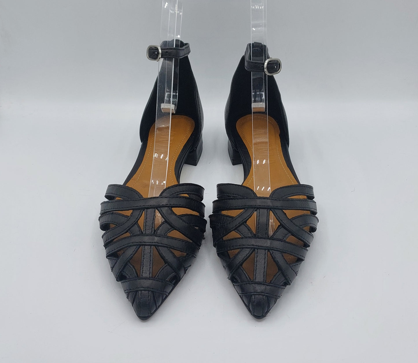 Anima ballerina in pelle nera  traforata