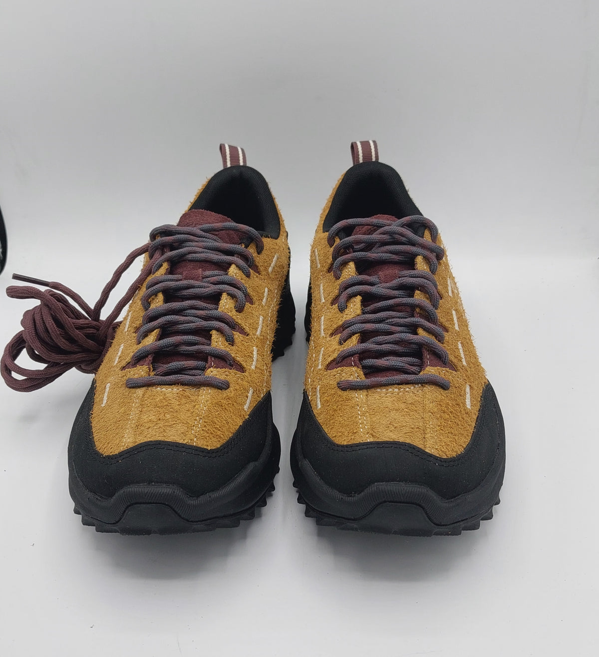 Keen scarpa uomo beige e nera lacci colorati