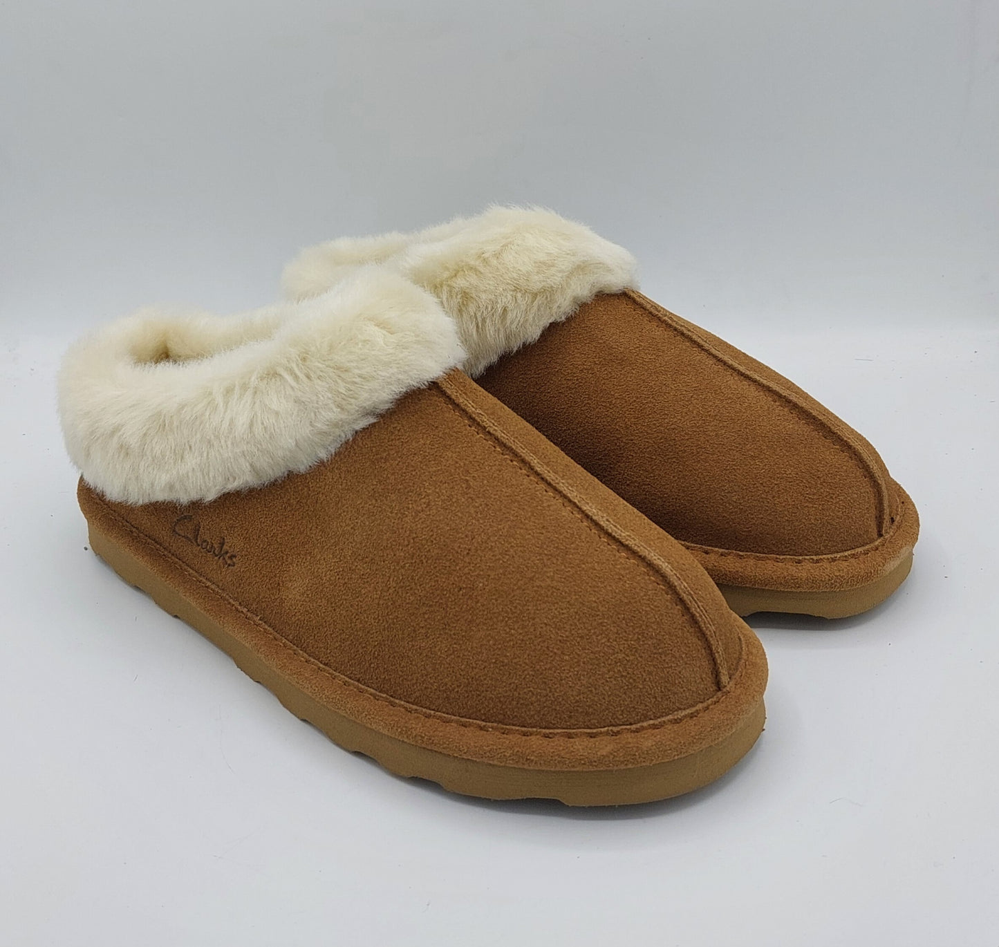 Clarks sabot con pelliccia color tabacco