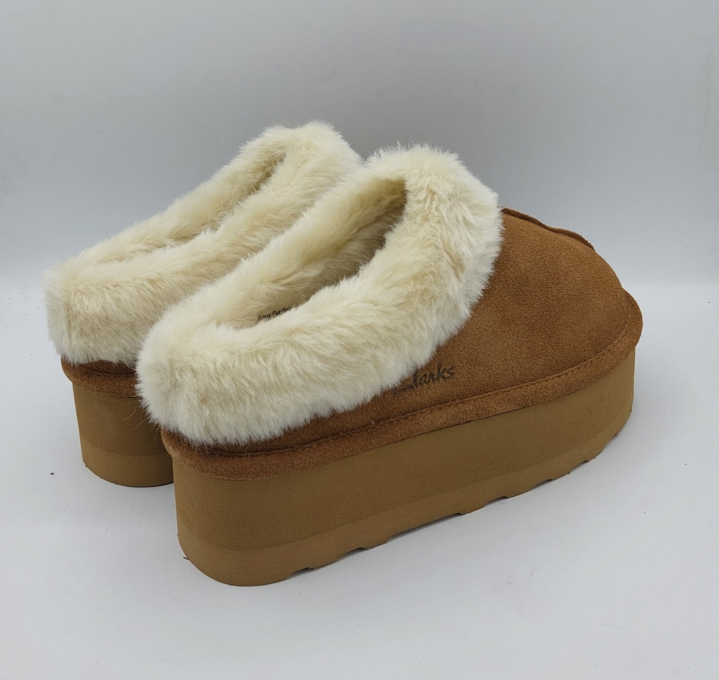 Clarks sabot flat con pelliccia color tabacco