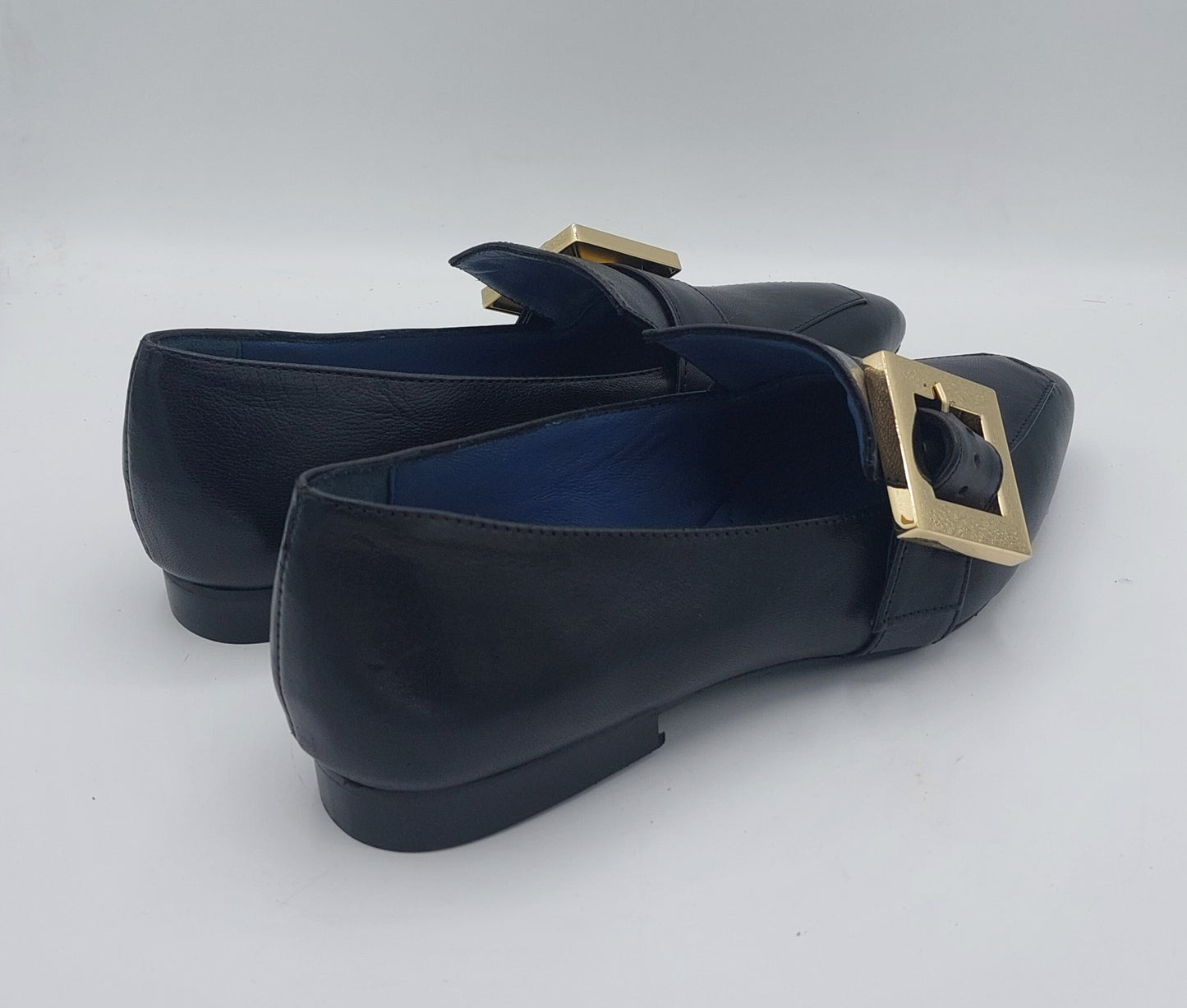 Silvia rossini mocassino in pelle nera con fibbia oro