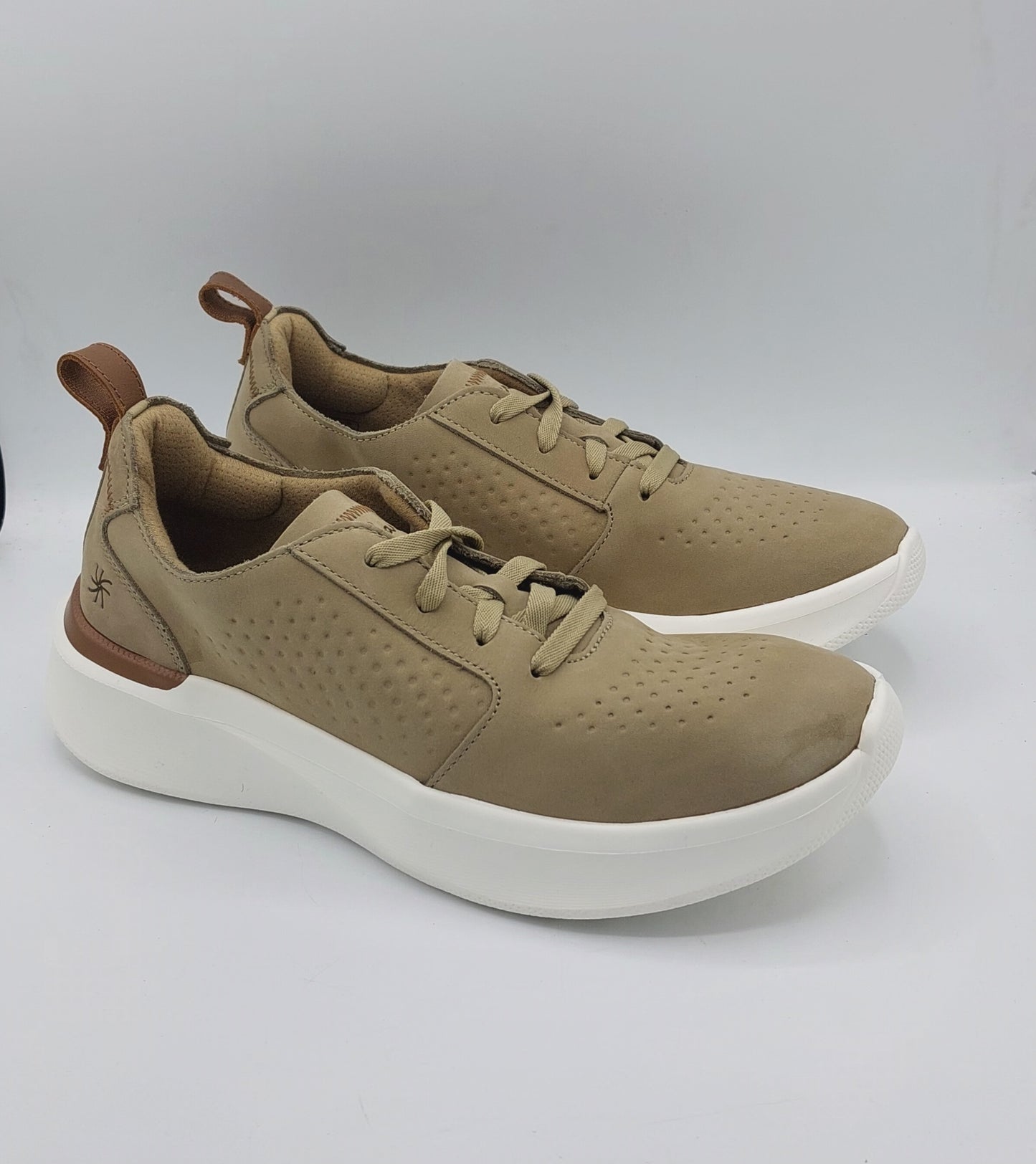 Clarcks scarpa allacciata pelle taupe