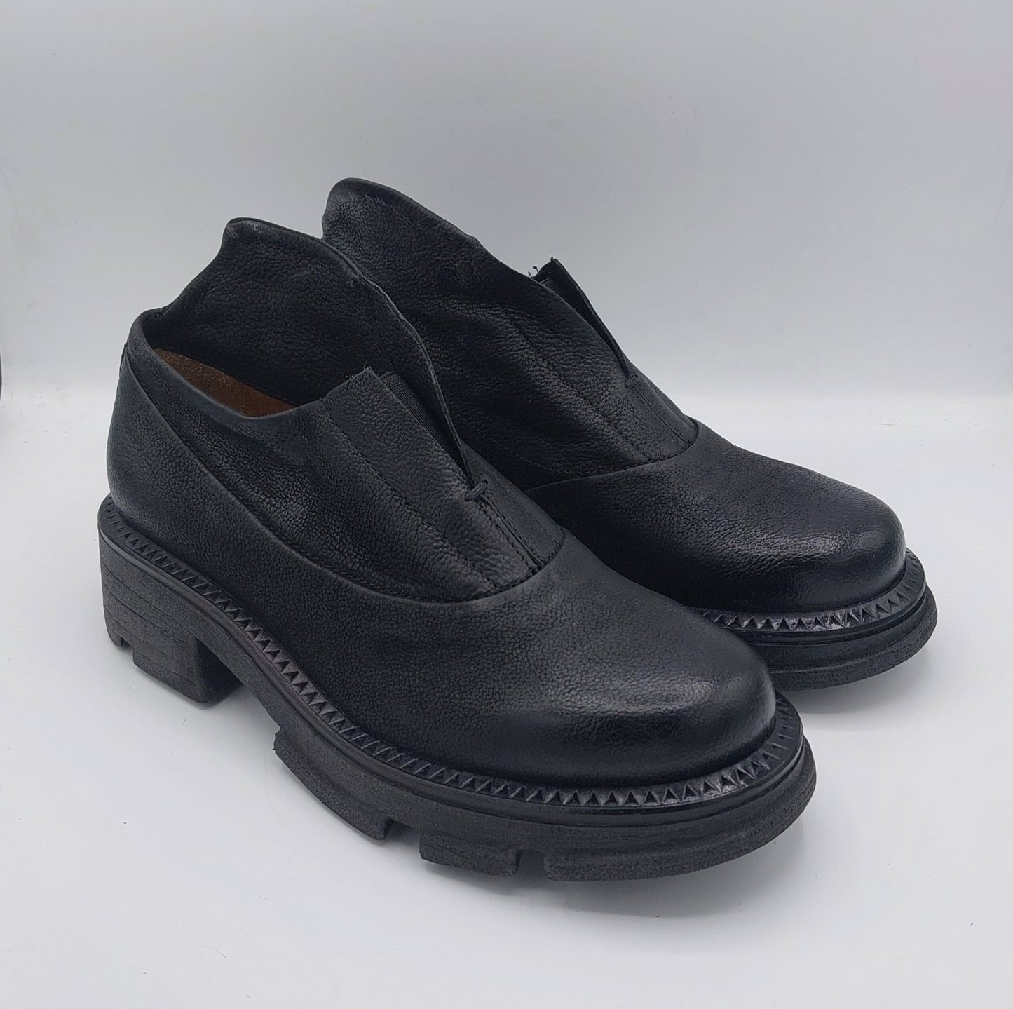 A.s 98 scarpa in pelle nera senza lacci