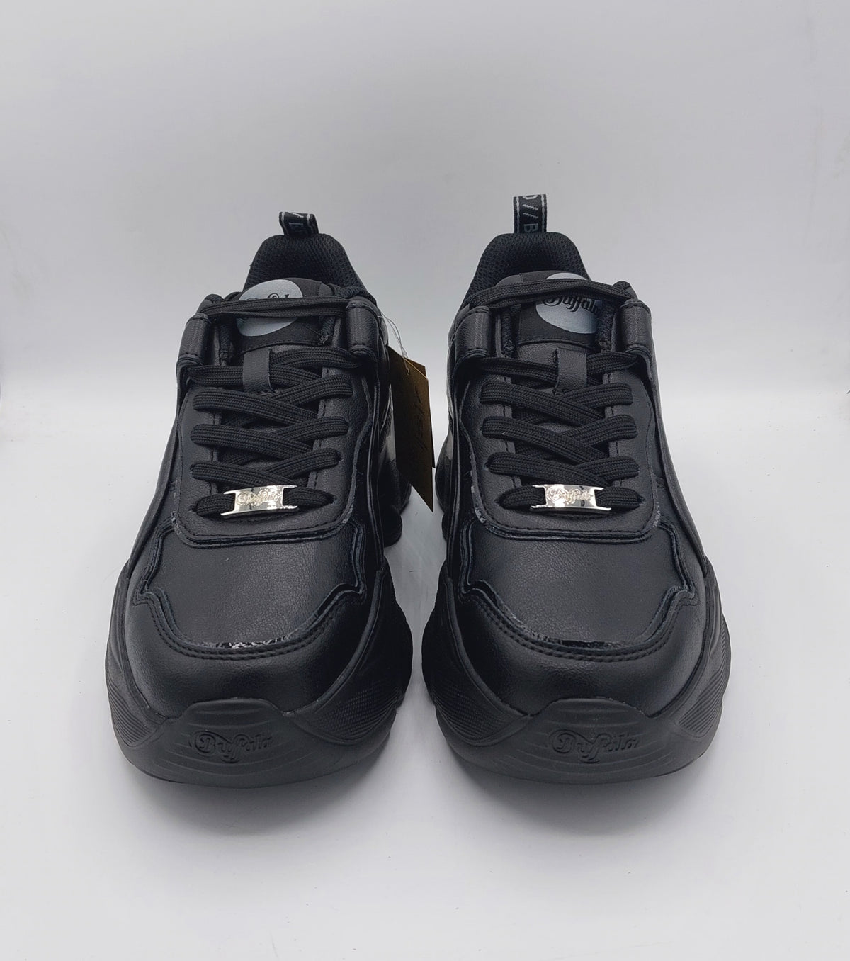 Buffalo scarpa nera con suola alta