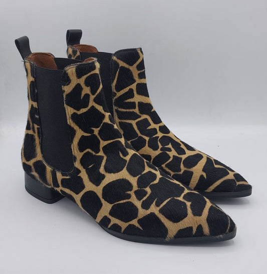 T.Q stivaletto cavallino stampato  giraffa forma sfilata