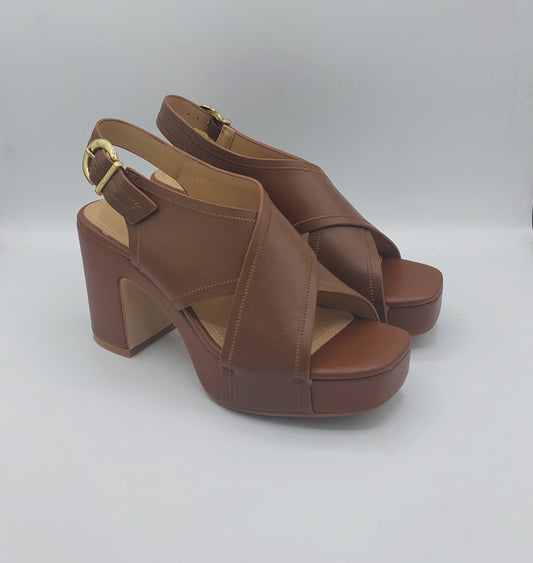 Janet e Janet sandalo incrocio pelle marrone