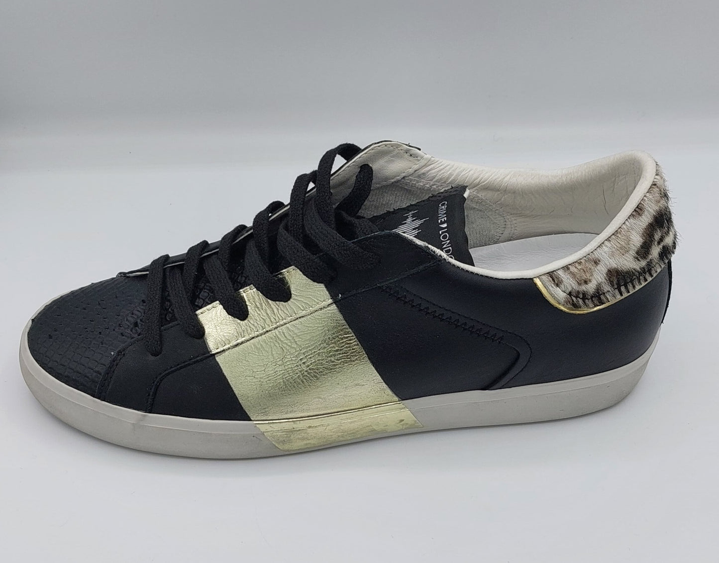 Crime London sneakers with gold band