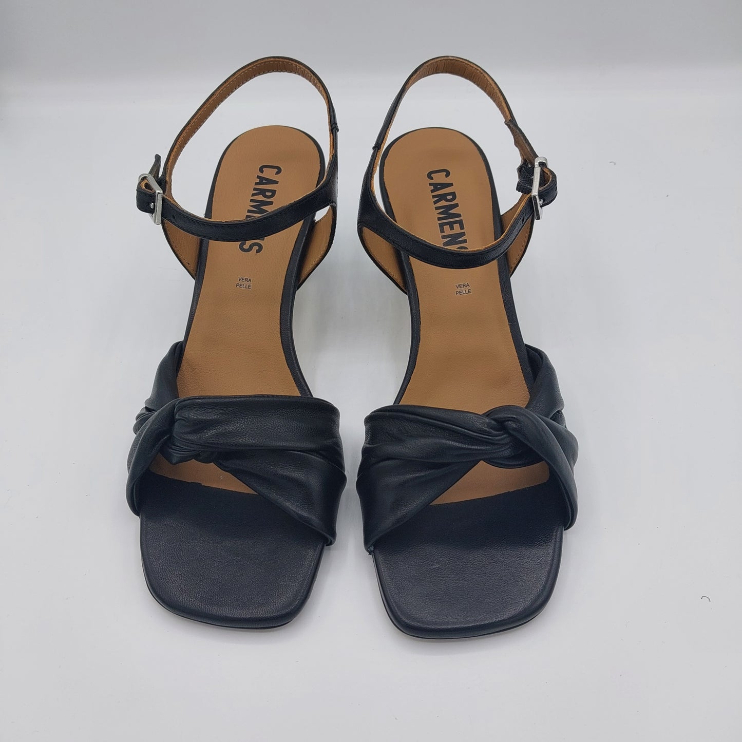 Carmens sandal in black leather