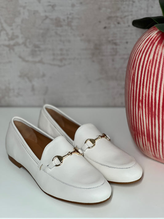 Les Tulipes moccasin in white nappa leather